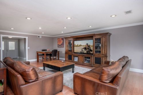 1822 Balboa Way, Upland, CA 91784-1526