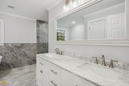 2527 Hatfield Cir, Atlanta GA  30316-3950 exterior