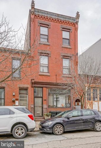 1523 27th St, Philadelphia, PA 19146-4409