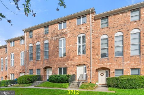 3712 Madison Ln, Falls Church, VA 22041-3675