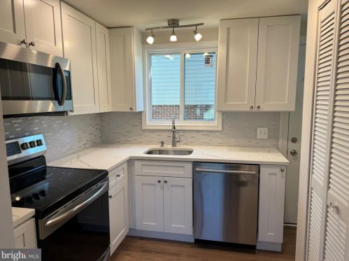 315 Palmer St, Fredericksburg, VA 22401-6118