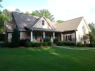 66 Wren Cir, Macon, GA 31220-4236