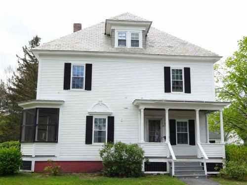 14 Fairview St, Keene, NH 03431-2323