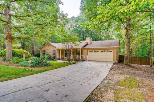2979 Old Oaks Ct, Buford, GA 30519-4090