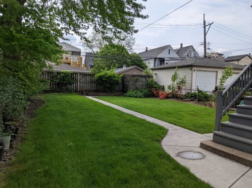 3118 Sawyer Ave, Chicago, IL 60618-6803