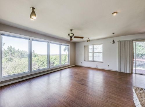 1509 Valley View Dr, Cedar Hill, TX 75104-3021