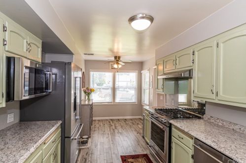 143 Evelyn Dr, Anaheim CA  92805-3419 exterior