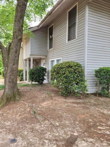 4326 Idlewood Ln, Tucker, GA 30084-6400