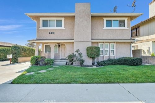 8412 5th St, Downey, CA 90241-3801