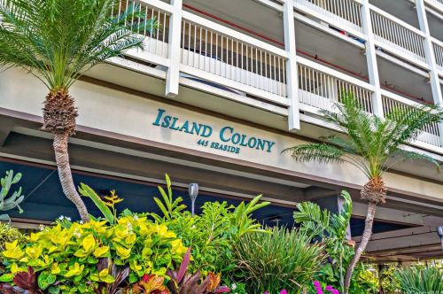 445 Seaside Ave, Honolulu HI  96815-2640 exterior