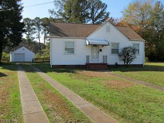 41 Fairview Cir, Portsmouth, VA 23702-1623