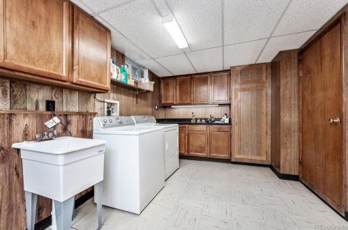 1210 Gray St, Denver CO 80232-5850 exterior