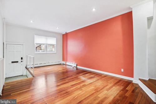 317 13th St, Philadelphia PA  19107-1124 exterior