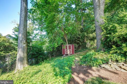 6806 Belford Dr, Silver Spring MD 20912-4841 exterior