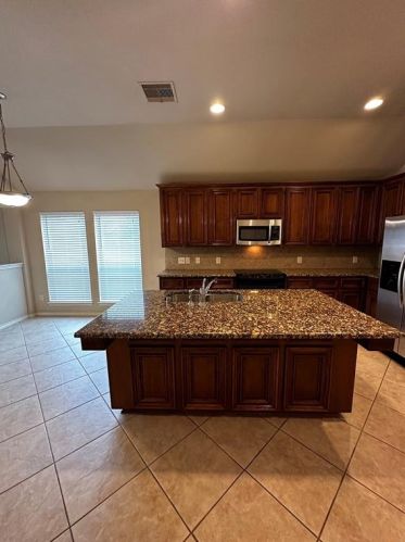 31818 Forest Park Ct, Conroe TX  77385-5128 exterior