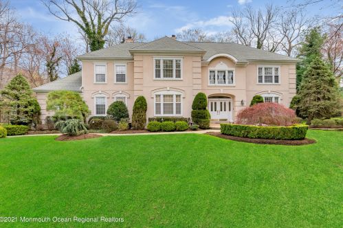 30 Bruns Rd, Red Bank, NJ 07711