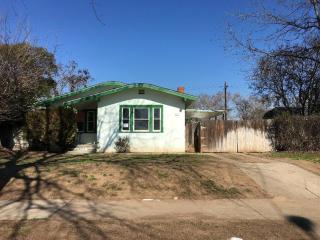4631 Iowa Ave, Fresno, CA 93702-2534