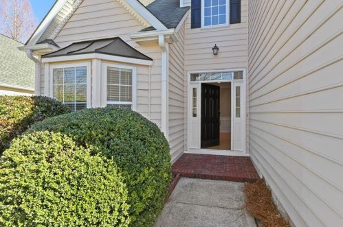 2069 Crestview Way, Holly Springs, GA 30188-7103