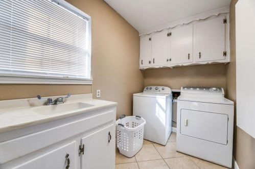 5716 Bonnie Wayne St, Fort Worth TX  76117-2026 exterior