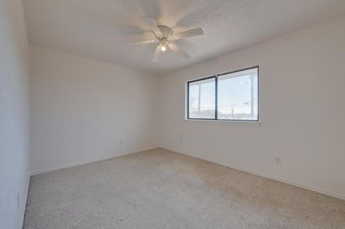 3101 Glenview, Carrollton TX 75007-2714 exterior