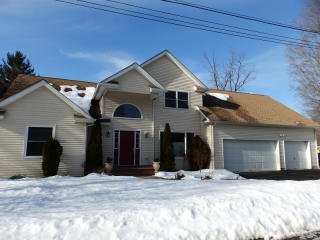 215 Ruland Ave, Hackettstown, NJ 07840-1851
