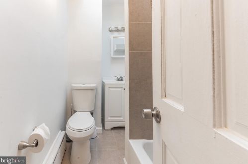 5607 American St, Philadelphia PA  19120-2325 exterior