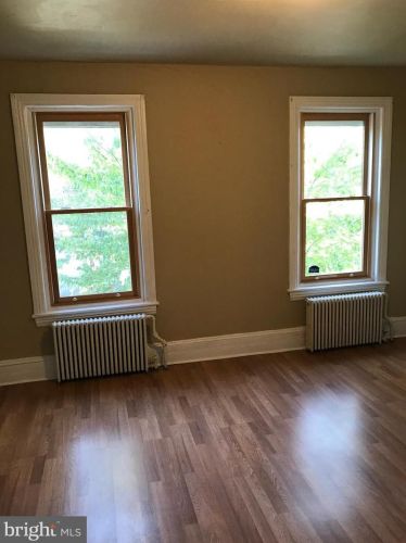 131 Tyler St, Trenton NJ  08609-2538 exterior