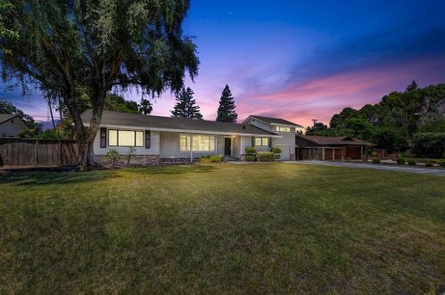 9441 Cole Dr, Stockton, CA 95212-2006