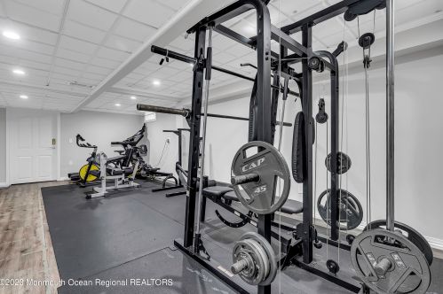 23 Oxford Dr, Tinton Falls NJ 07712-3265 exterior