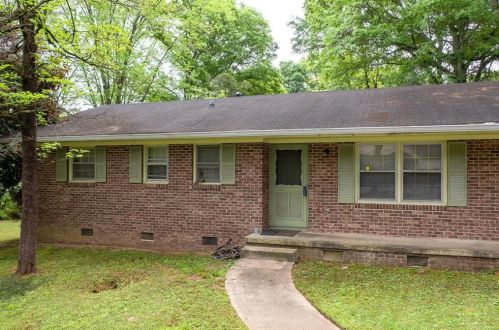 2622 Huber St, Lithonia, GA 30058-7657