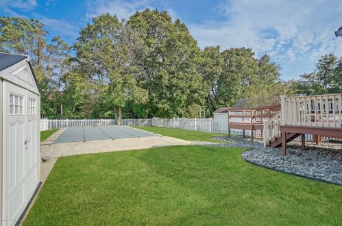 893 Lincoln St, Tinton Falls NJ 07701-5752 exterior