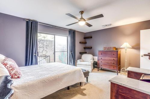 4715 Collinwood Ave, Fort Worth TX  76107-4162 exterior