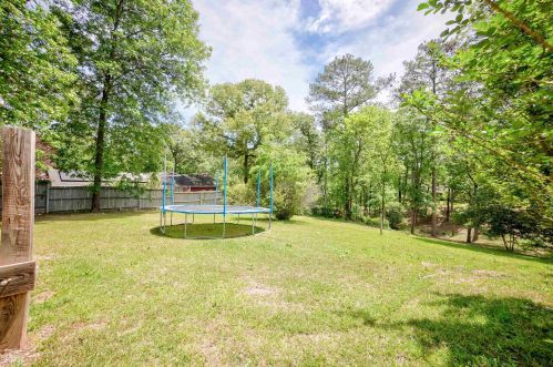 102 Chimney Pl, Warner Robins GA  31088-6523 exterior