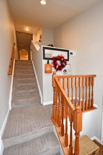 7219 English Dr, Cincinnati OH  45244-3147 exterior