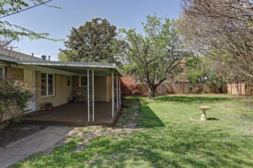 4616 Selkirk Dr, Fort Worth TX  76109-5042 exterior