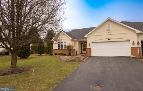 209 Sutherland Rd, Lancaster PA  17603-9053 exterior