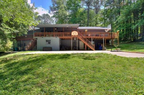 4693 Rivercliff Dr, Lilburn GA  30047-4736 exterior