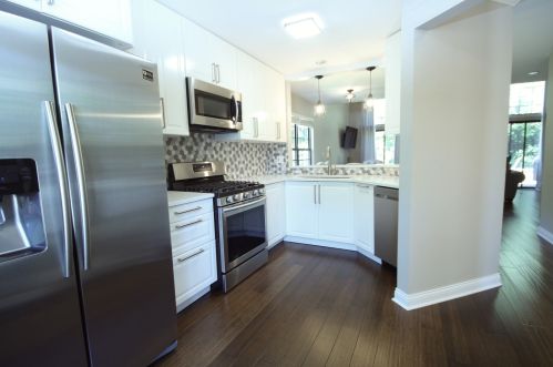 341 Country Ridge Ln, Hanover Park, IL 60108-1881