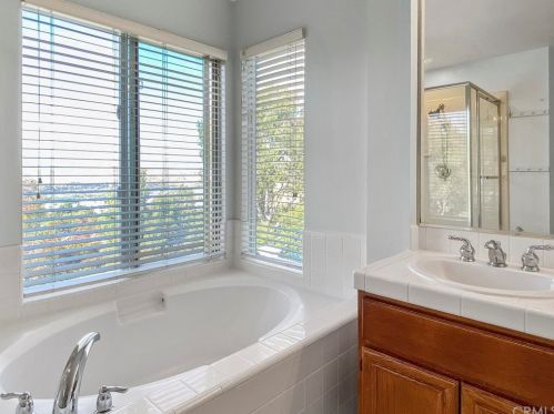 8775 Cloudview Way, Anaheim CA  exterior