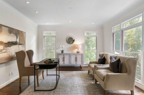 500 Highbrook Dr, Atlanta GA  30342-2319 exterior