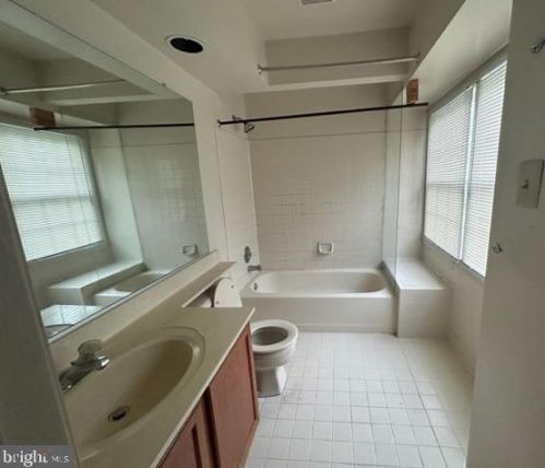 13627 Cedar Creek Ln, Silver Spring MD 20904-5332 exterior