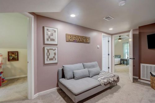 166 Lindbergh Dr, Atlanta GA  30305-3729 exterior