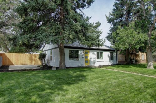 2665 Olive St, Denver CO  80207-2916 exterior