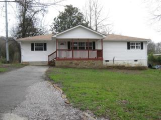 2524 Cres Clb Dr, Hixson TN  37343-4517 exterior