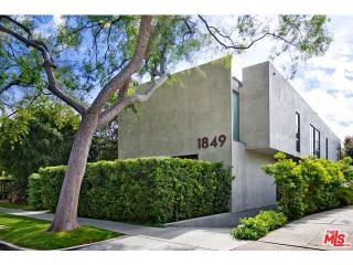 1849 Fox Hills Dr, Los Angeles CA  90025-5029 exterior