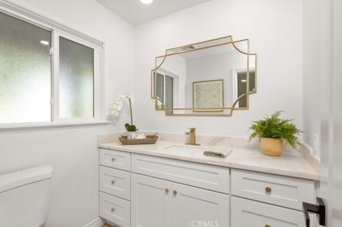 10272 Shadyridge Dr, Santa Ana CA  92705-1567 exterior