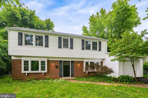 22 Hudson Pl, Willingboro, NJ 08046-1739