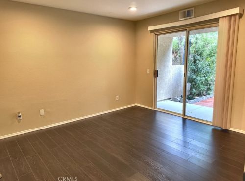 1054 Dewcrest Dr, Anaheim CA  92808-2403 exterior
