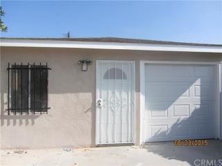 921 Cedar St, Compton, CA 90220-1811