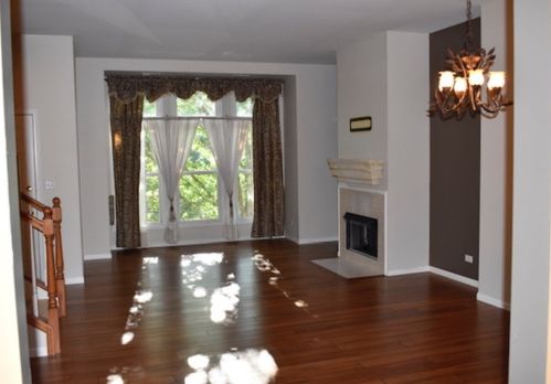 129 Rose St, Palatine, IL 60067-7833